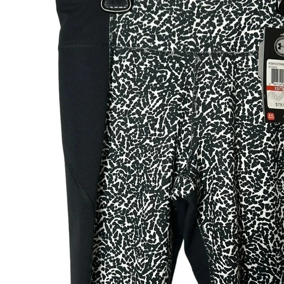 Under Armour leggings, women  XS BLACK cropped, animal print. Slimming . NWT - Picture 3 of 11